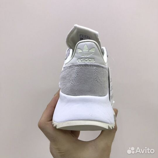 Кроссовки мужские adidas retropy