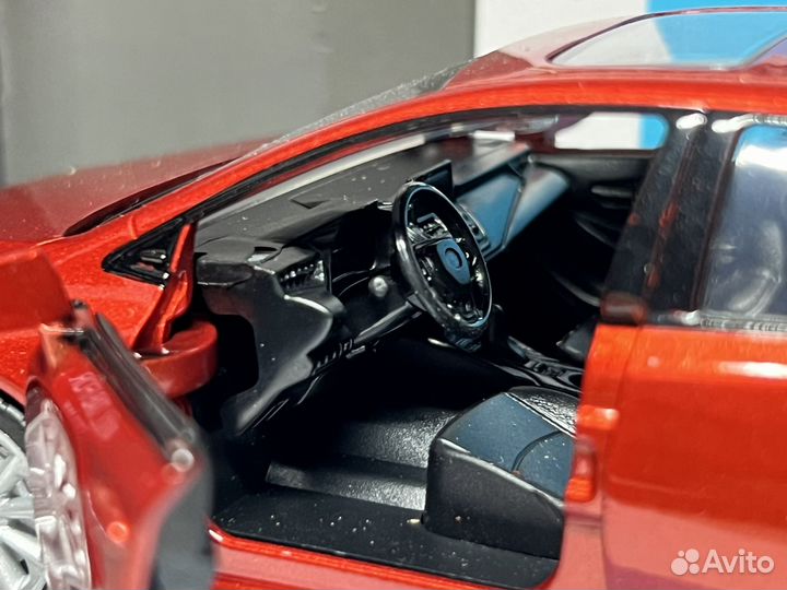 Toyota Corolla 1:33