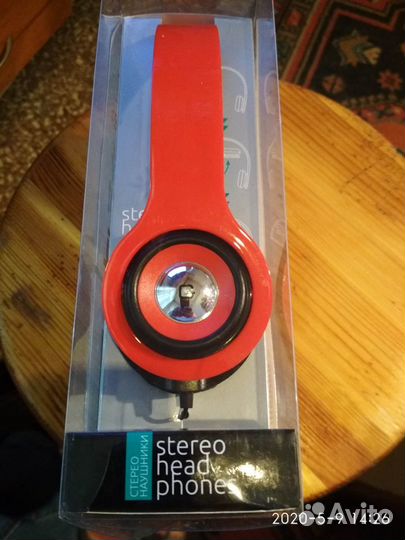 Наушники с микрофоном