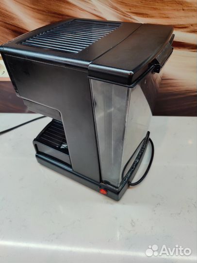 Кофемашина Vitek рожковая бу