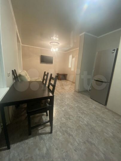 2-к. квартира, 58 м², 4/4 эт.