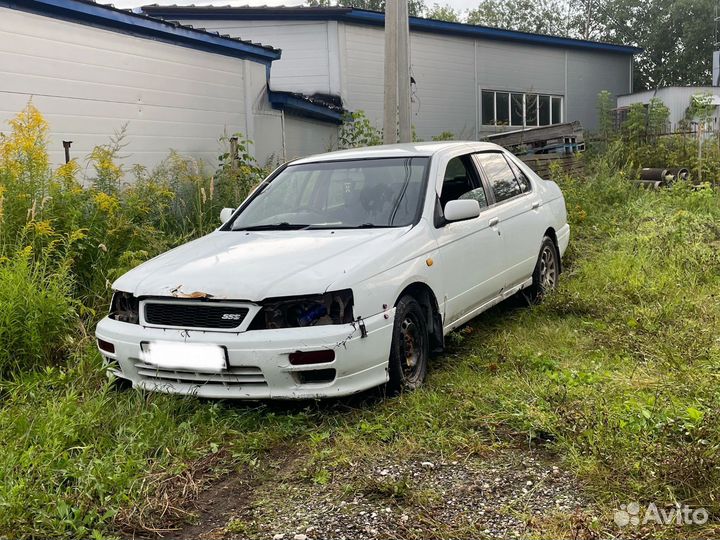 Nissan Bluebird Кузов SSS на запчасти