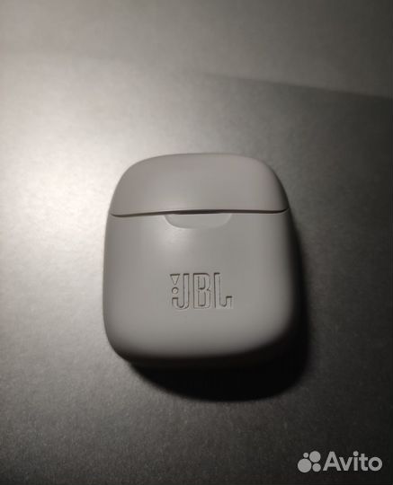 Наушники JBL Tune 225TWS