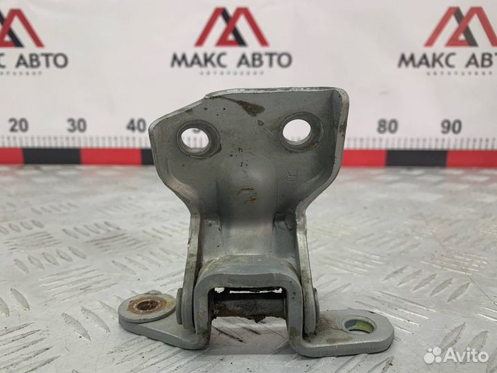 Б/У петля двери задний левый Mazda Demio 1 DW3W B3