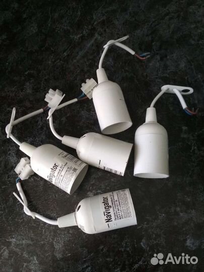 Патрон е27 пластик