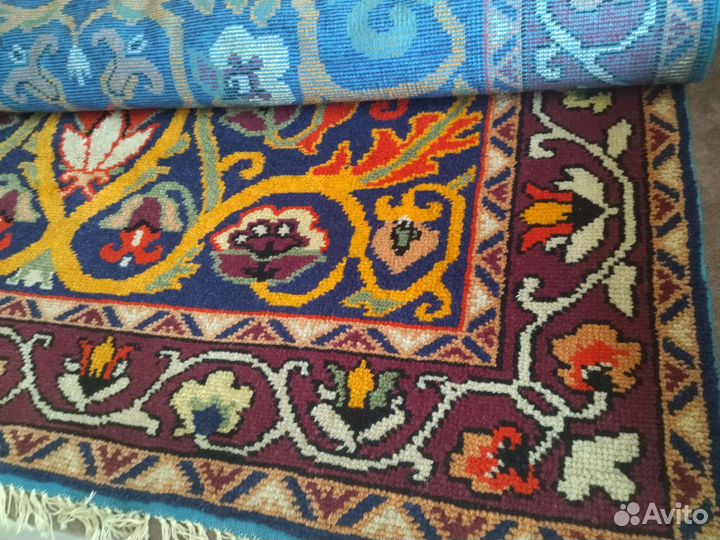 Ковер шерстяной ручной работы