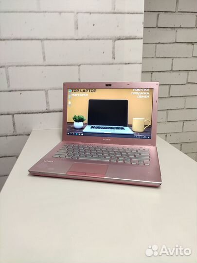Компактный игровой ноутбук Sony на i3, 4Gb озу
