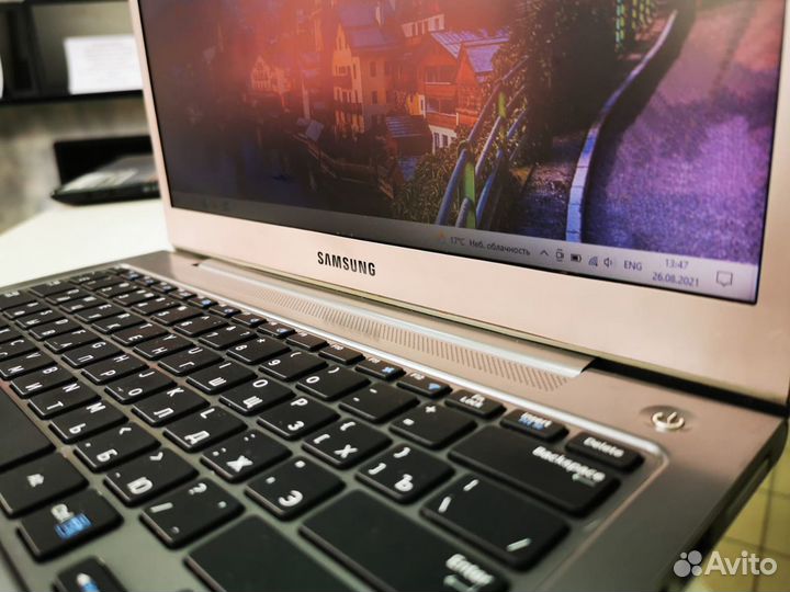 Быстрый ультрабук Samsung core i5 4gb ssd