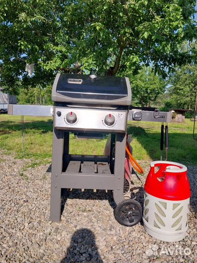 Газовый гриль Weber