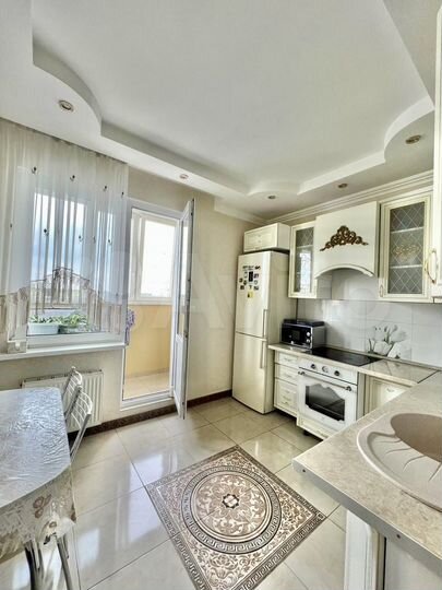 3-к. квартира, 77,8 м², 10/15 эт.