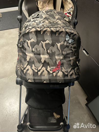 Прогулочная коляска