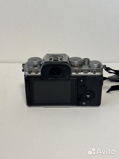 Fujifilm x t4 body silver