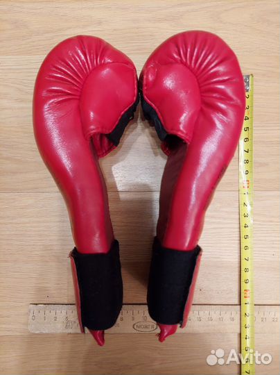 Спарринговые перчатки / накладки Leco для каратэ