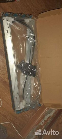 Передний правый тросик стеклоподьёмника tuareg