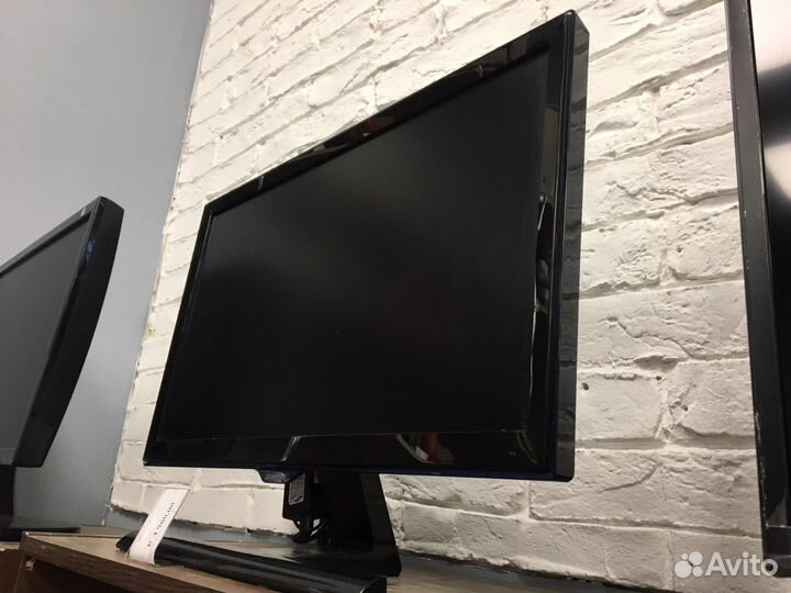 ЖК монитор Samsung 19