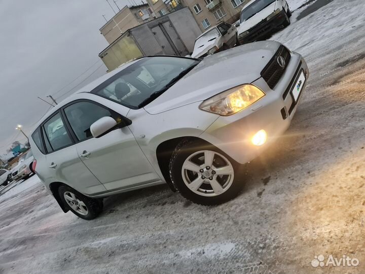 Toyota RAV4 2.0 AT, 2007, 241 000 км