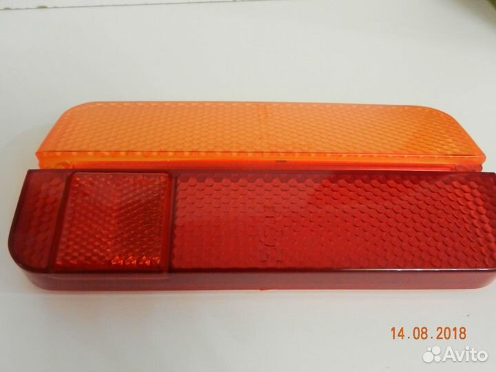 Рассеиватель ваз-2103 новый