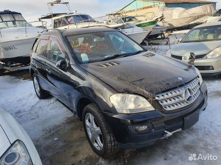 Суппорт задний правый Mercedes Benz Ml 350