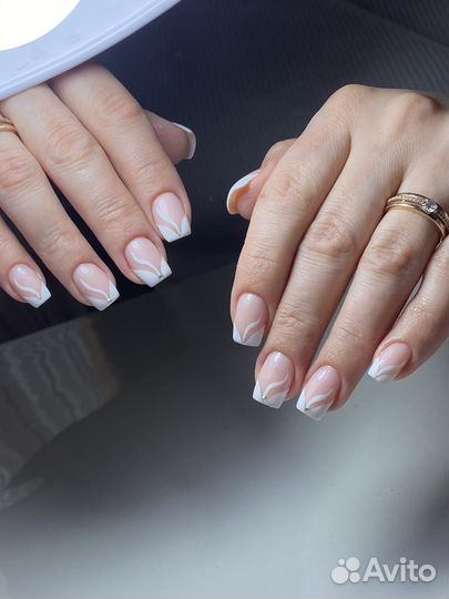 Маникюр педикюр шугаринг