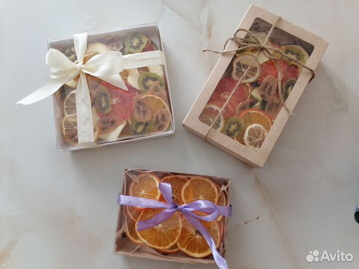 Фрипсы, фруктовые чипсы, сушеные фрукты