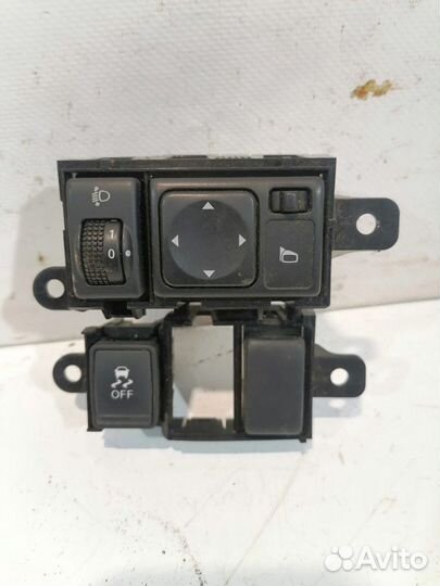 Блок управления зеркал Nissan Juke 1 1.6 HR16 MT