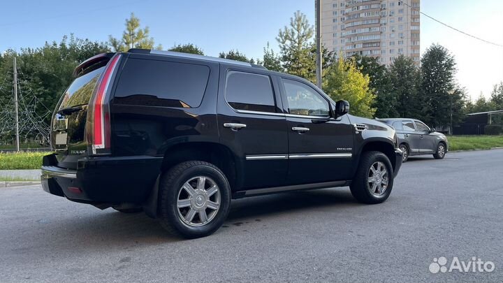 Cadillac Escalade 6.2 AT, 2010, 151 000 км