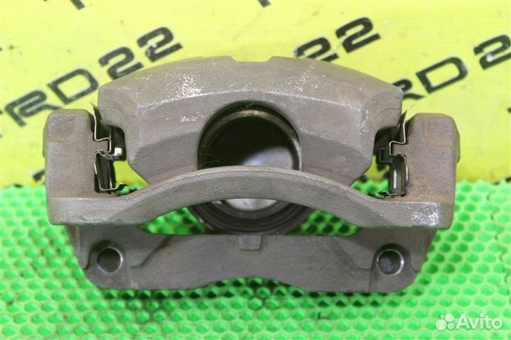 Суппорт тормозной передний правый Nissan X-Trail