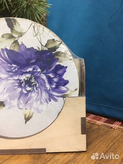 Подставка под горячее с контейнером