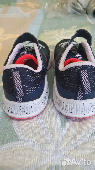 Кроссовки new balance