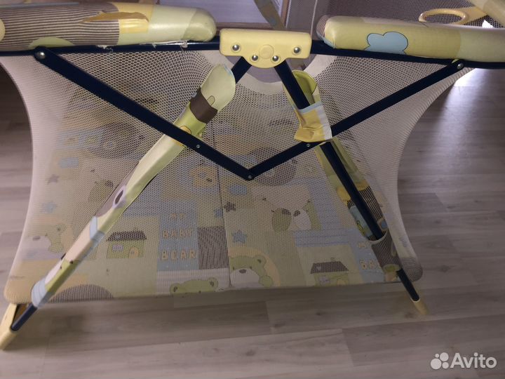 Манеж детский складной