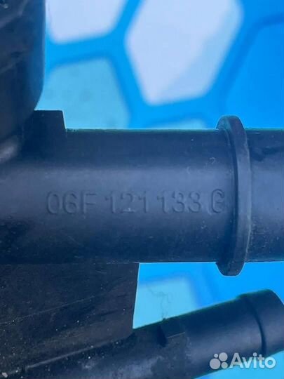 Фланец охлаждающей жидкости 06F121133G