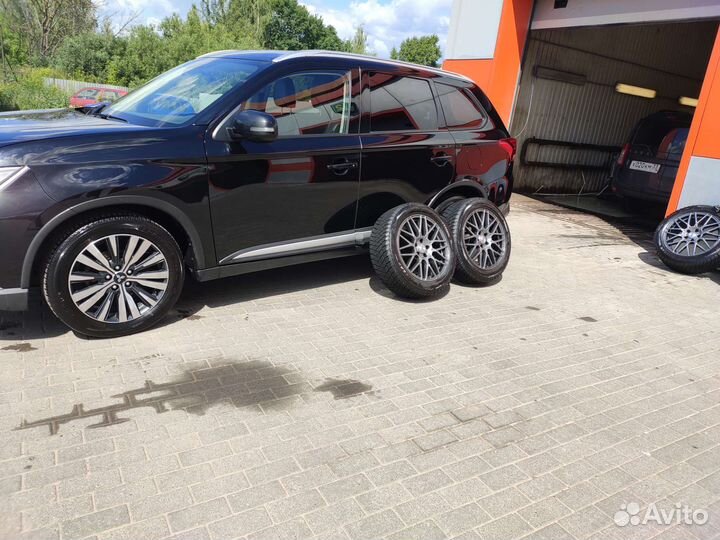 Bridgestone Blizzak DM-V2 225/55 R18