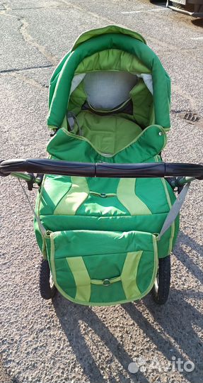 Прогулочная коляска зима-лето