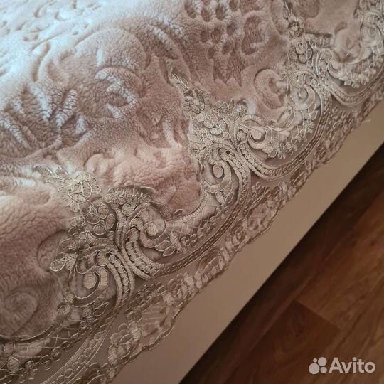 Покрывало на 2 х спальную кровать бу