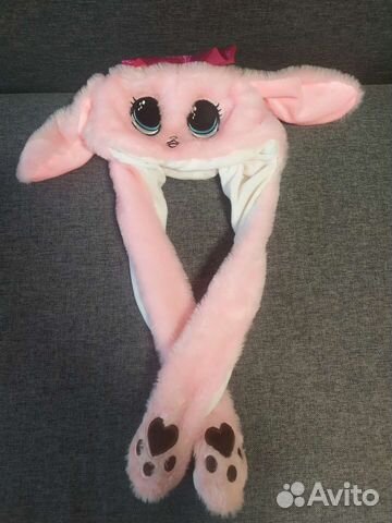 Шапка с двигающимися ушками