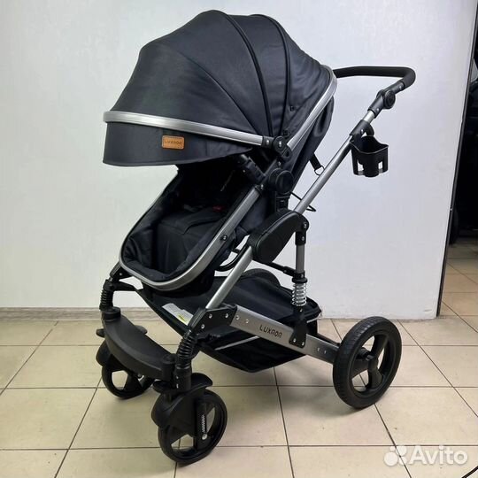 Коляска Люкс Мом 555