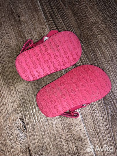 Босоножки для девочки