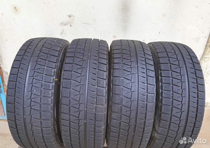 Bridgestone Blizzak Revo GZ 225/45 R18 91Q
