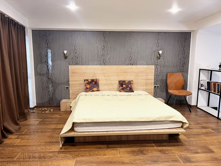 2-к. квартира, 85 м², 1/5 эт.
