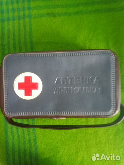 Аптечка винтажная