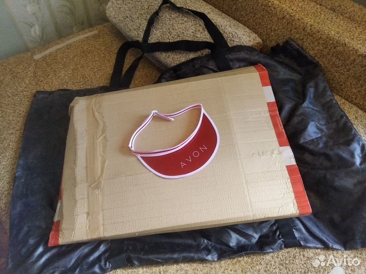 Стойка для акций от Эйвон. Оборудование для промо