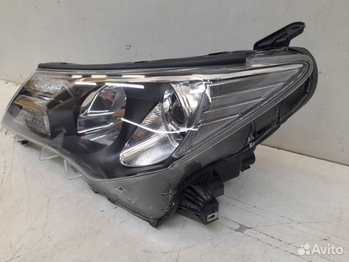 Фара левая Toyota Rav4 40 2012-2015