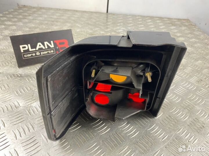 Стоп-сигнал задний правый Volkswagen Passat B3