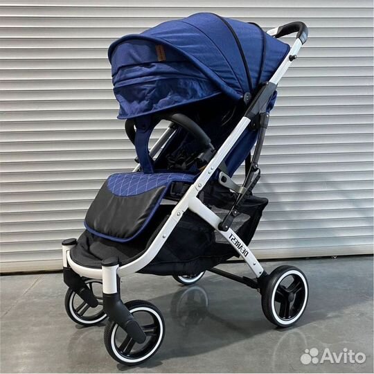 Коляска прогулочная