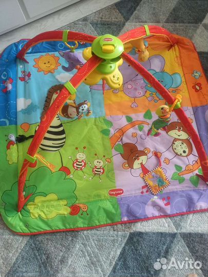 Развивающий коврик