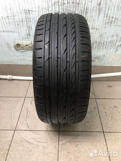 Yokohama Advan Sport A/S 255/40 R19