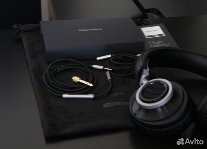 Наушники Philips Fidelio L1