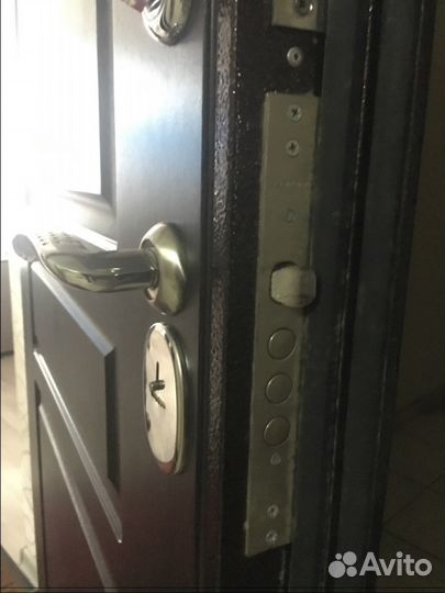 Установка, ремонт, замена вскрытие дверных замков