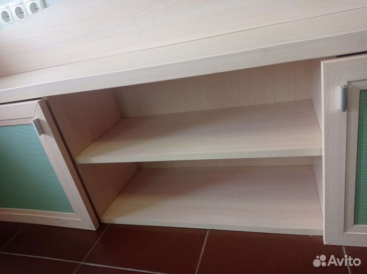 Тумба под тв белая