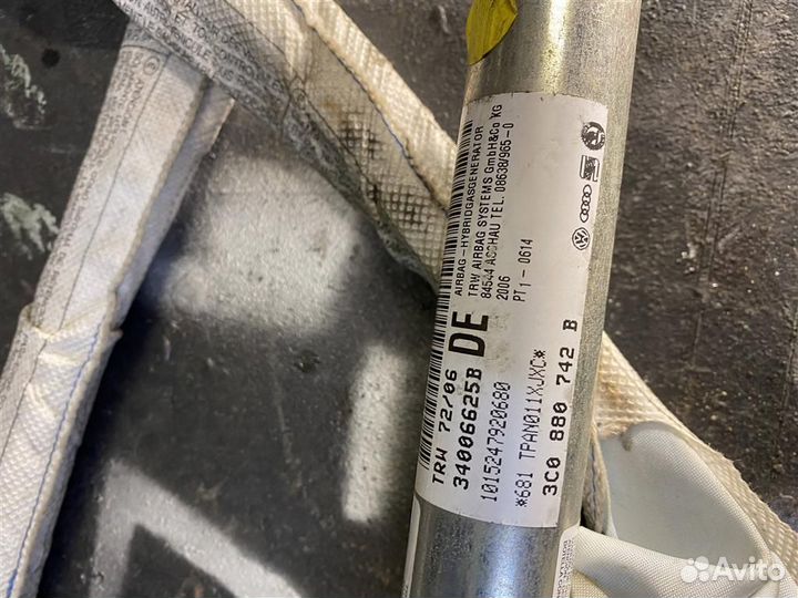 Шторка AirBag правая #: 1745 Volkswagen Passat (B